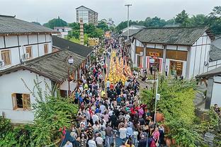 北青：国足在亚洲杯几无存在感，生死战赛前训练仅9名媒体人到场